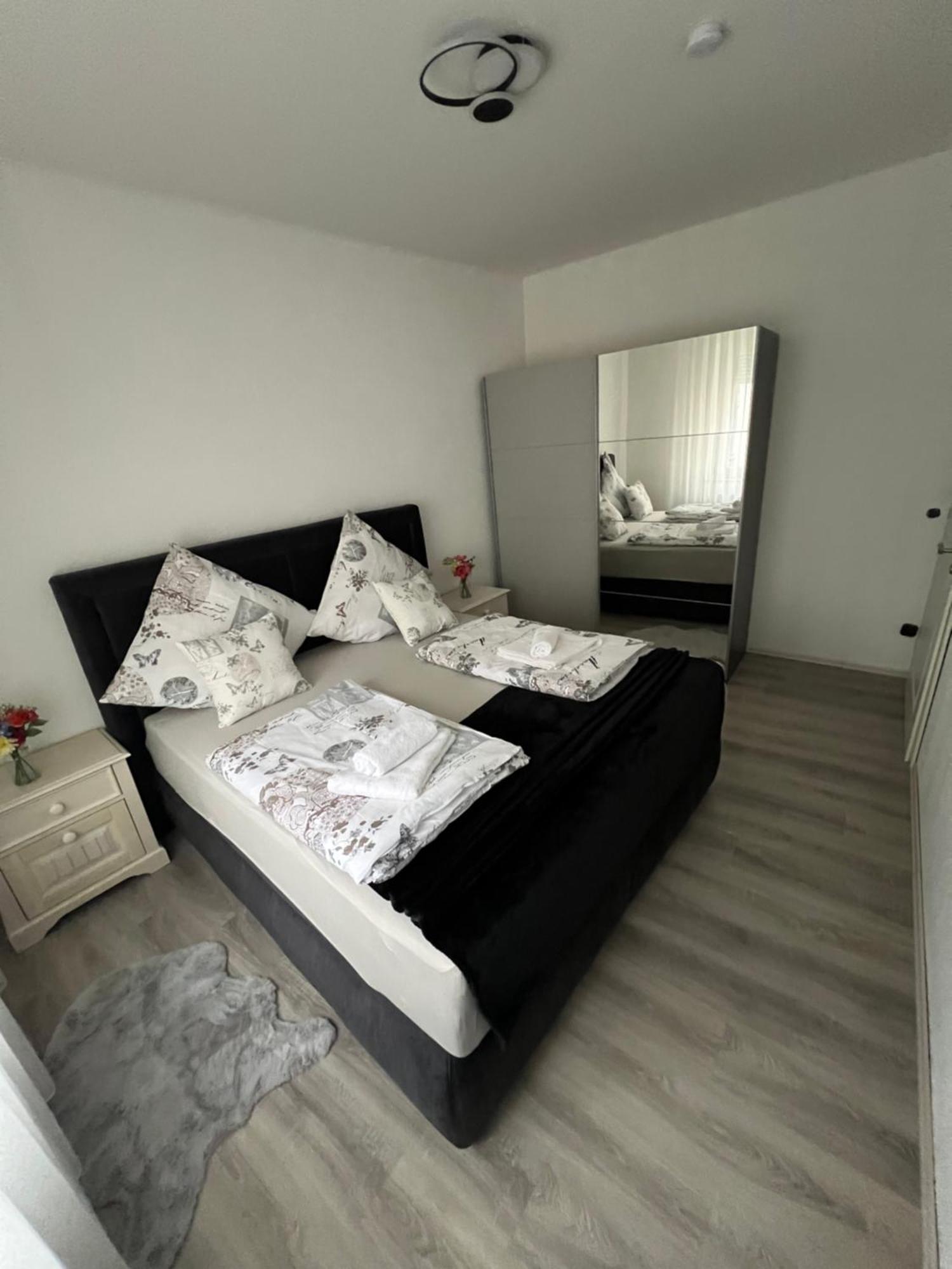 Apartment 1 In Duisburg-Mitte, Altstadt מראה חיצוני תמונה